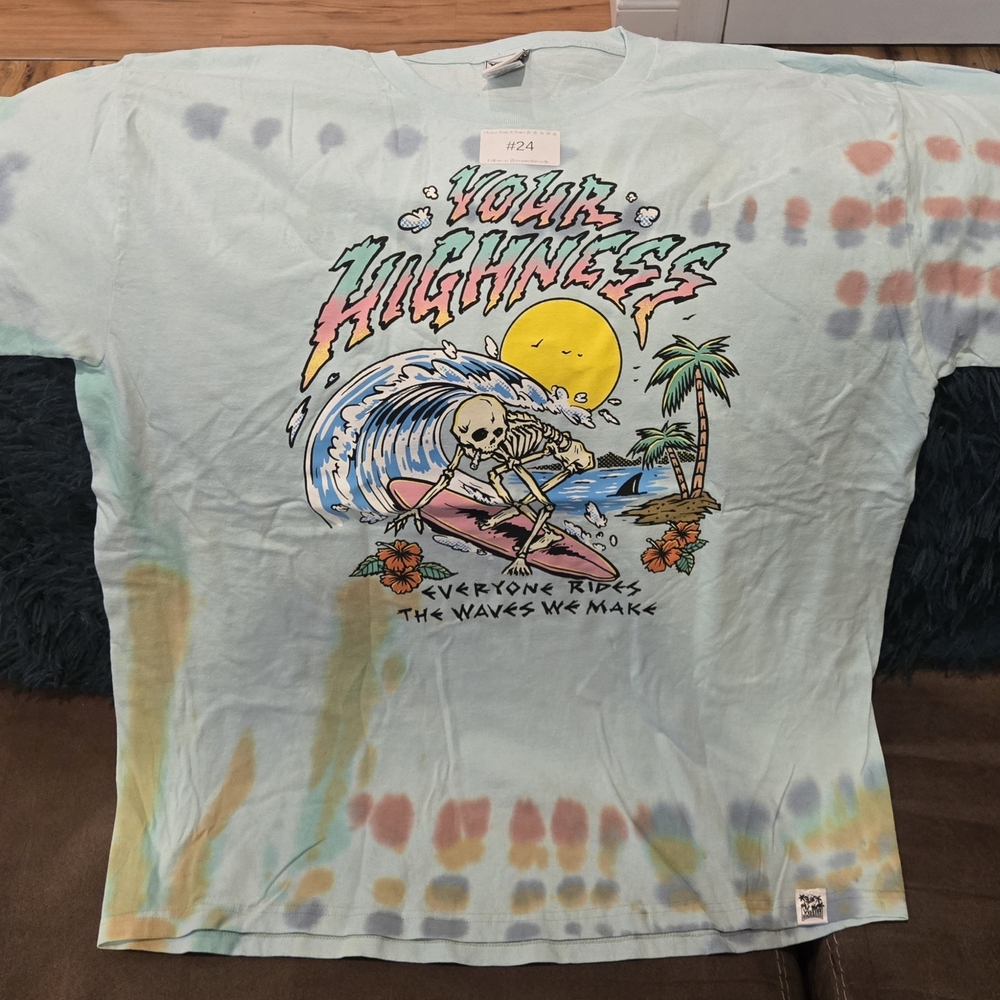 Your Highness Tie-Dye Graphic T-Shirt